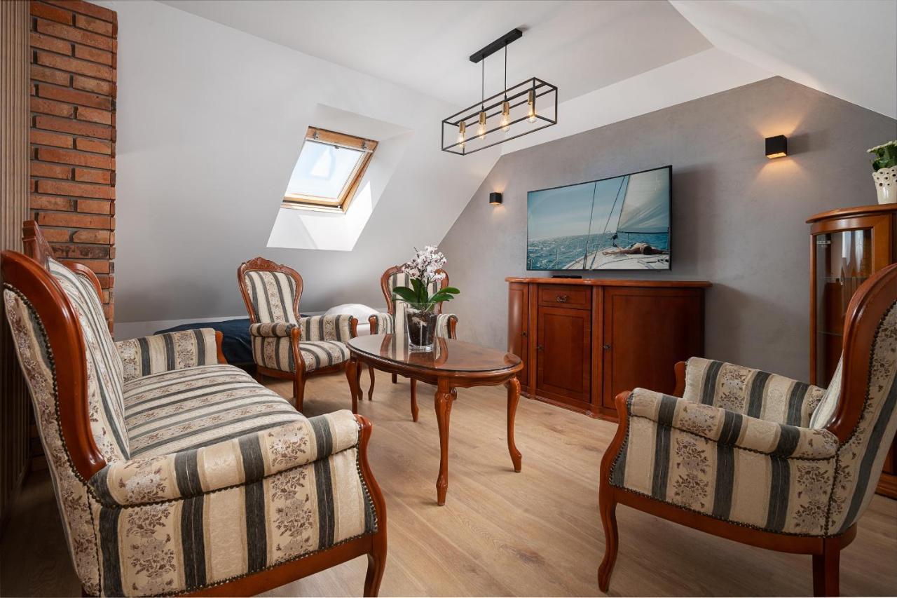 Roza Baltyku - Apartamenty I Pokoje A Dębki Exteriör bild