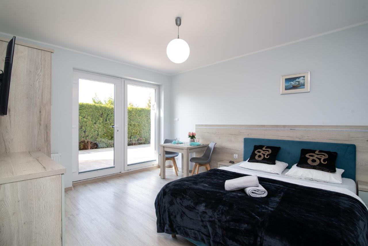 Roza Baltyku - Apartamenty I Pokoje A Dębki Exteriör bild