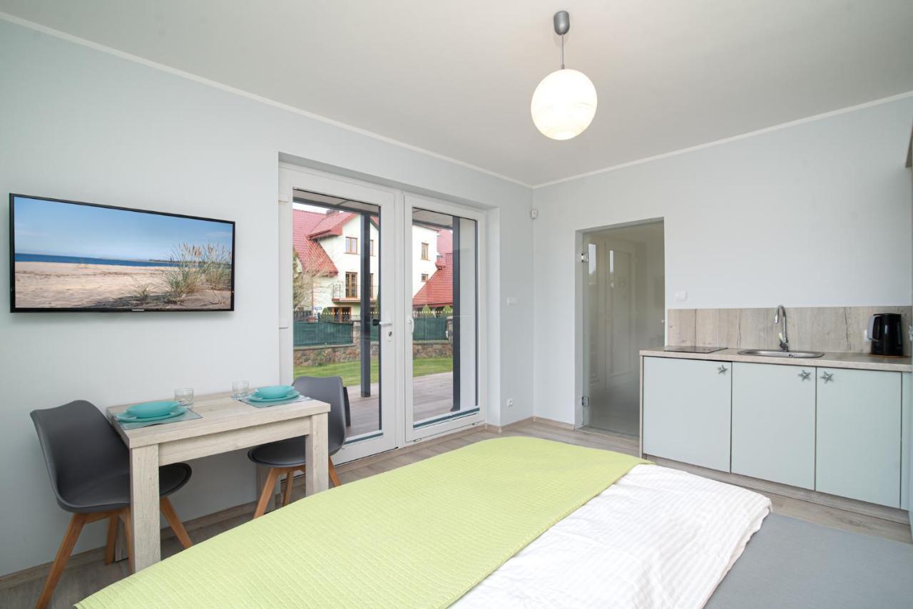 Roza Baltyku - Apartamenty I Pokoje A Dębki Exteriör bild