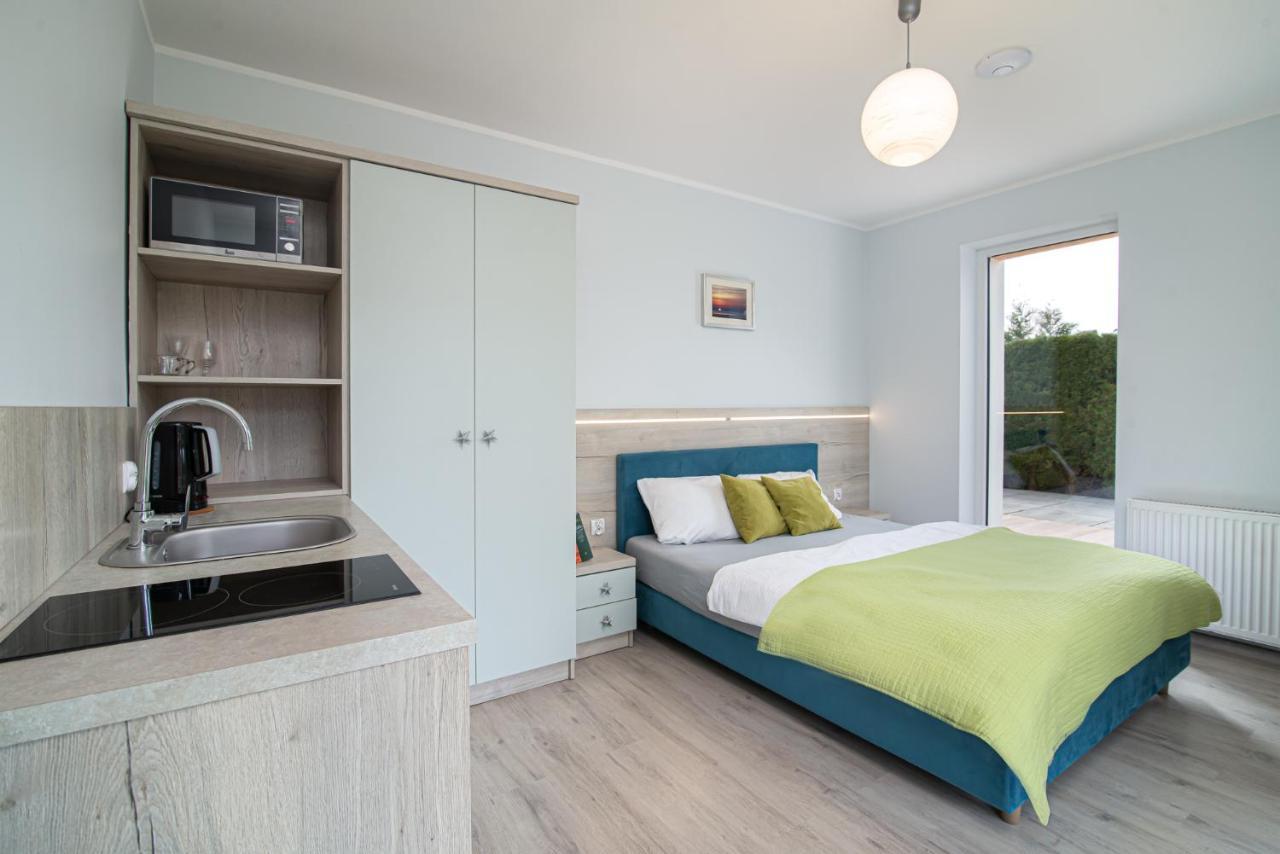 Roza Baltyku - Apartamenty I Pokoje A Dębki Exteriör bild