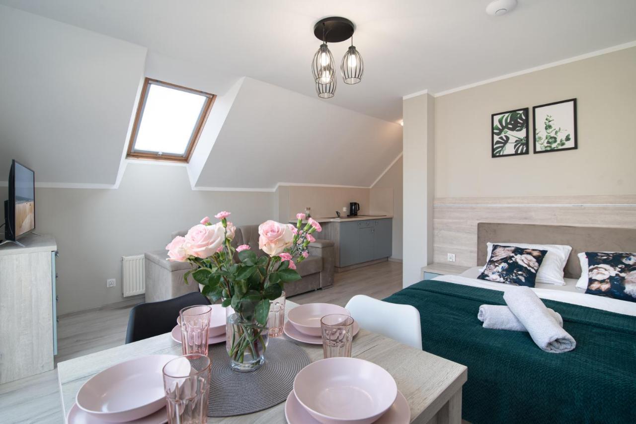 Roza Baltyku - Apartamenty I Pokoje A Dębki Exteriör bild
